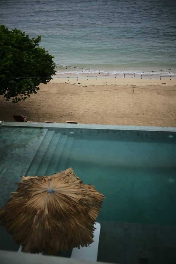 What are the best holiday rentals in the UK for attending medieval fairs?